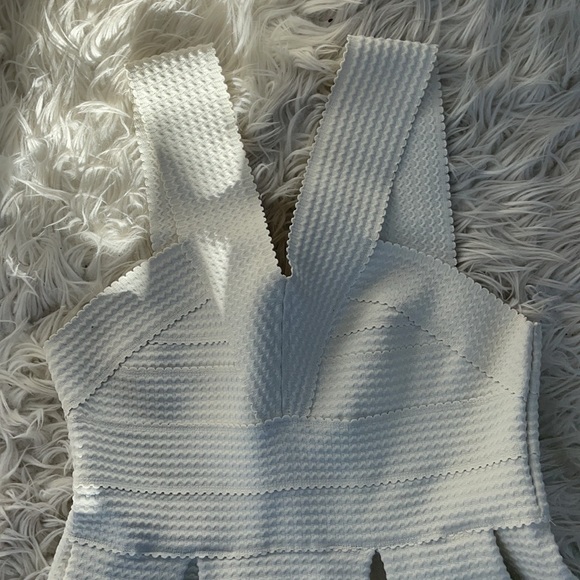 H&M White Dress - Picture 2 of 3